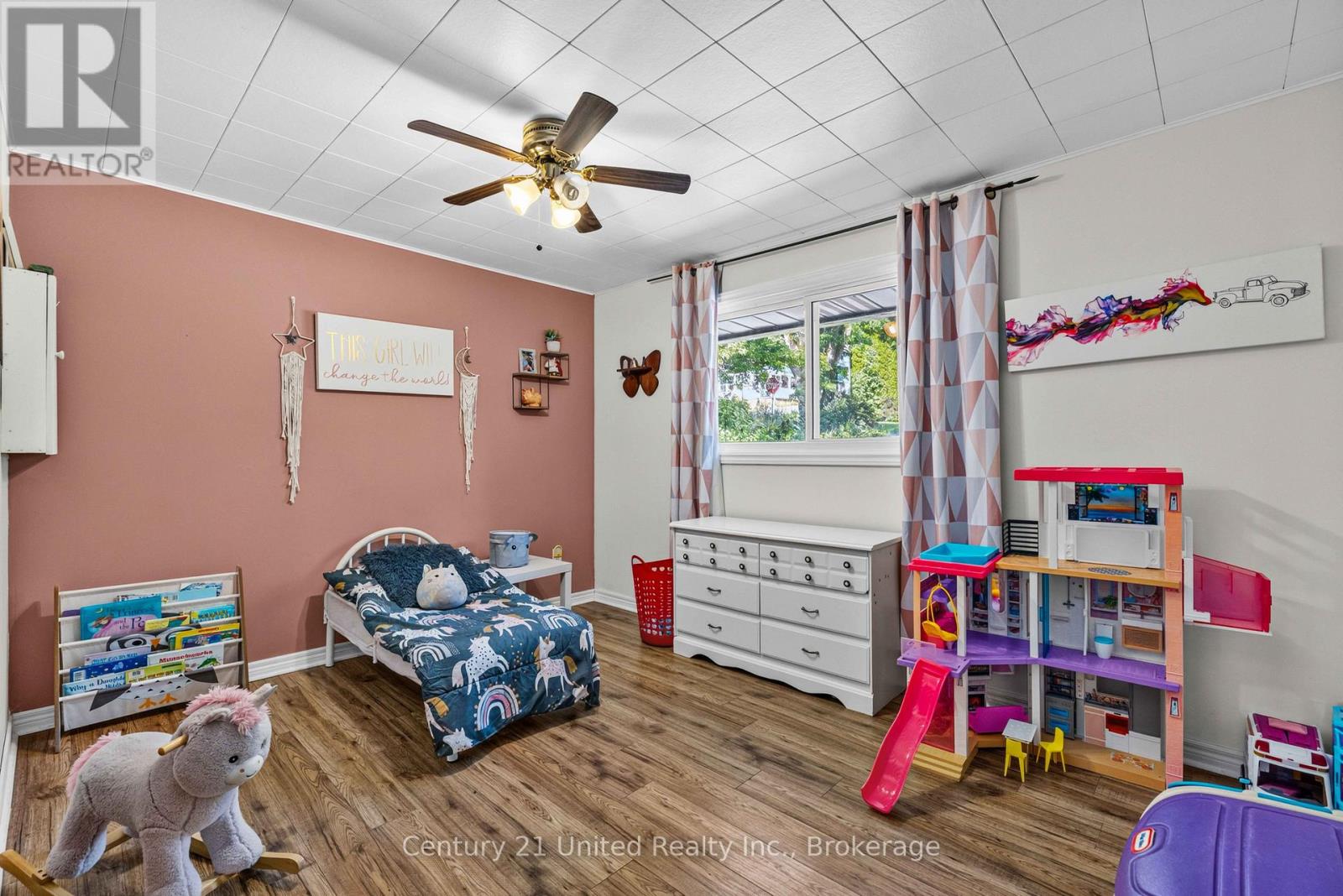 200 FRONT STREET W - 10