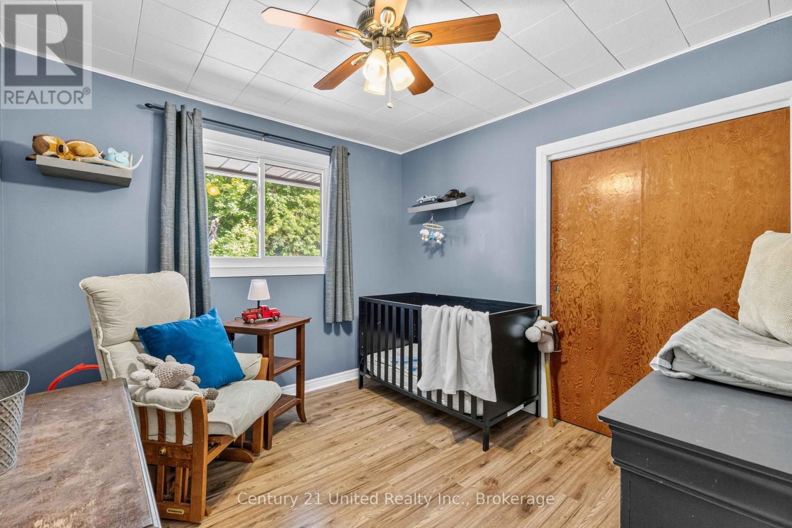 200 FRONT STREET W - 11
