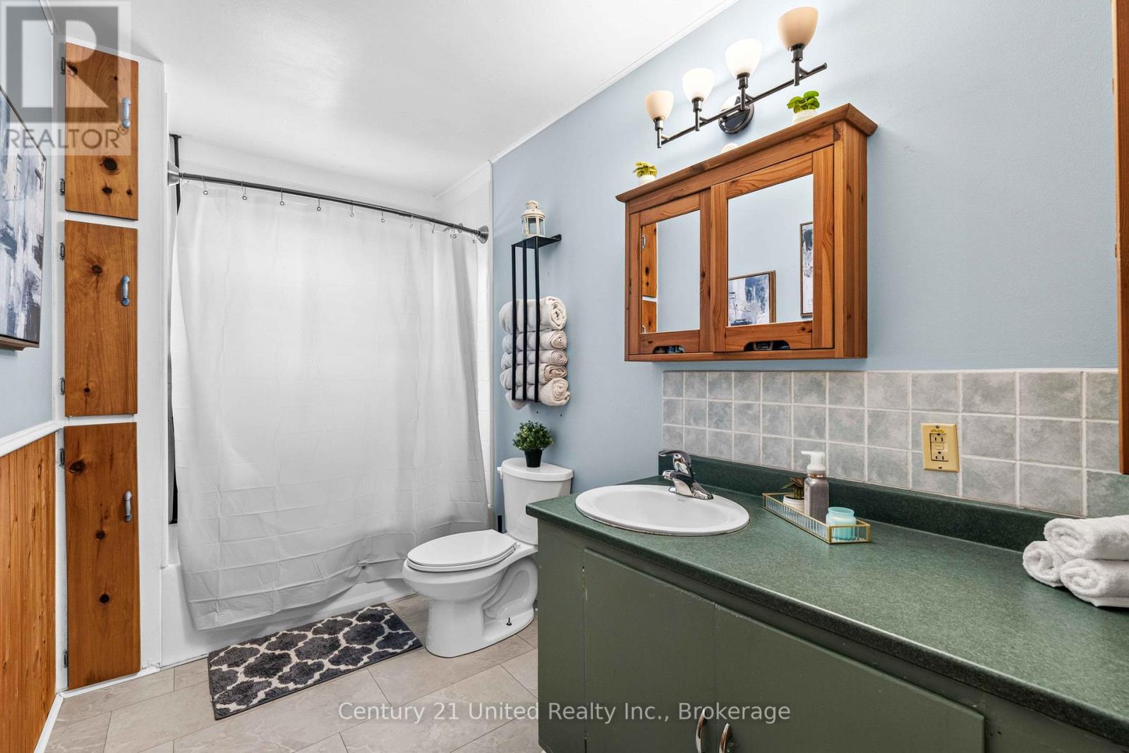 200 FRONT STREET W - 12