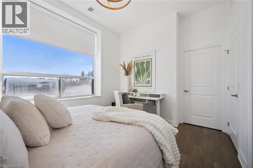#204 1880 GORDON Street - 21