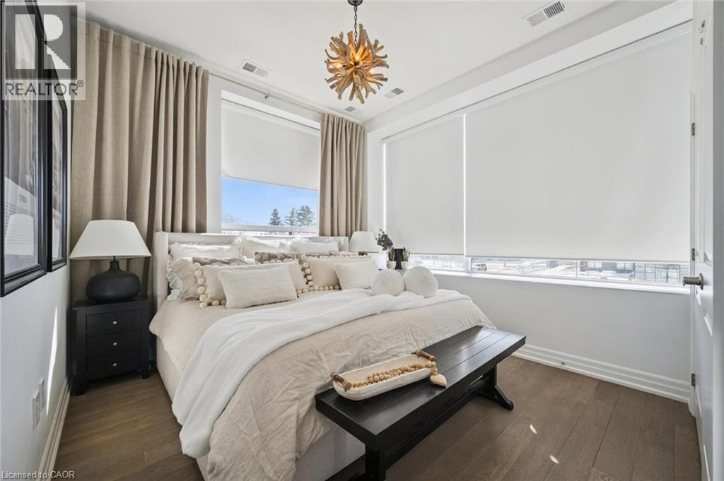 #204 1880 GORDON Street - 19