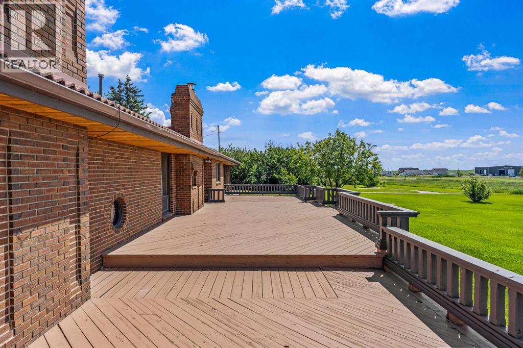 285021 Township Road 252 - 32