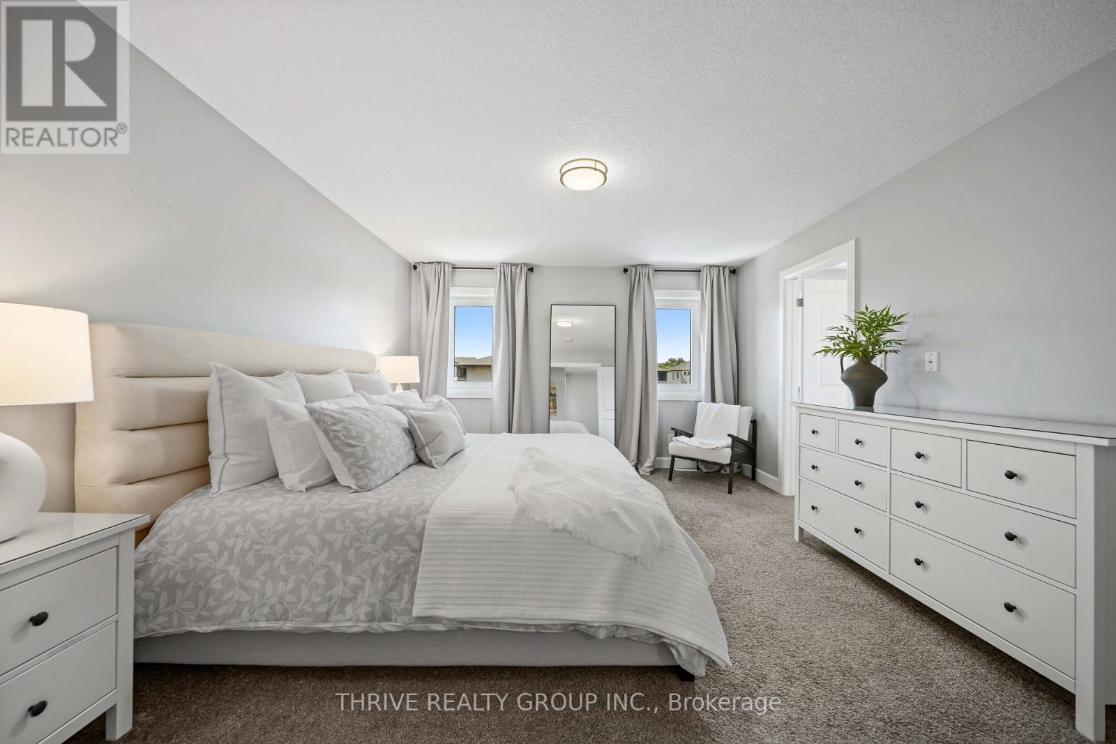 2084 TYSON WALK - 26