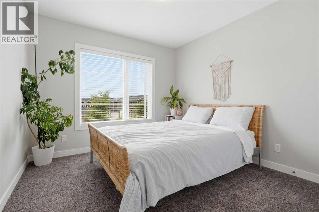 26 Crestbrook Drive SW - 22