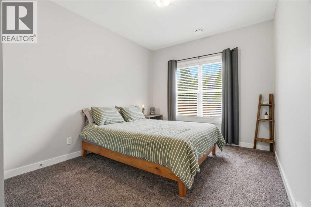 26 Crestbrook Drive SW - 28