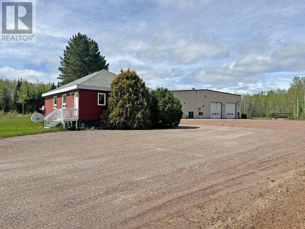 100 Wolf River Road