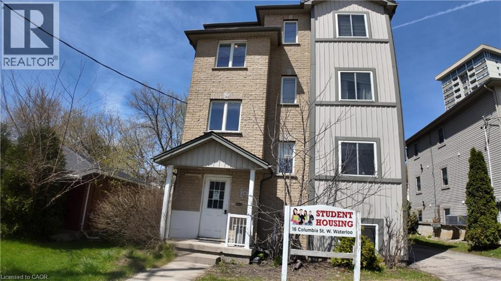 16 COLUMBIA Street W - 22