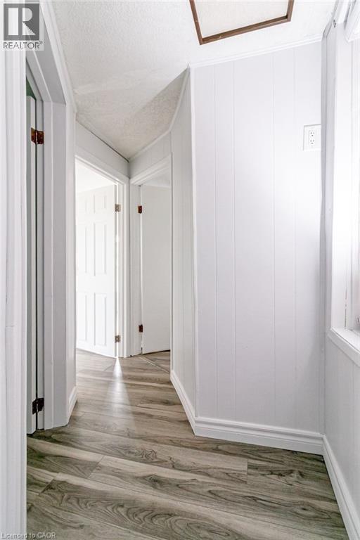 170 CANNON Street W - 12