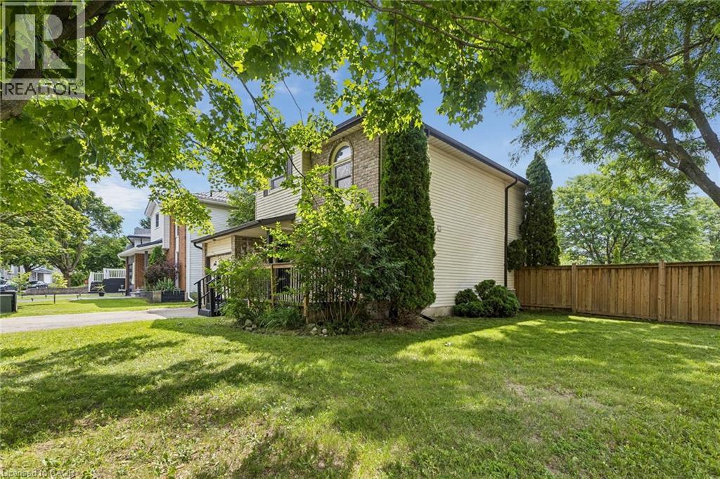 305 SEKURA Street - Image 2