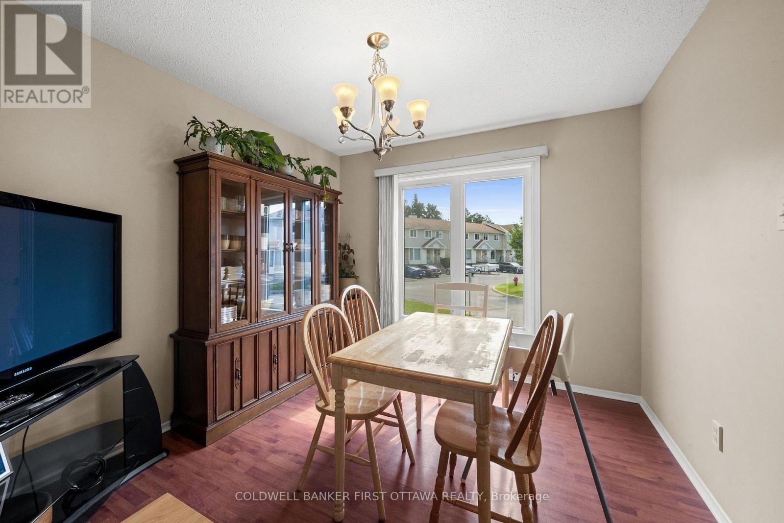 #6 108 MCDERMOT COURT - 10