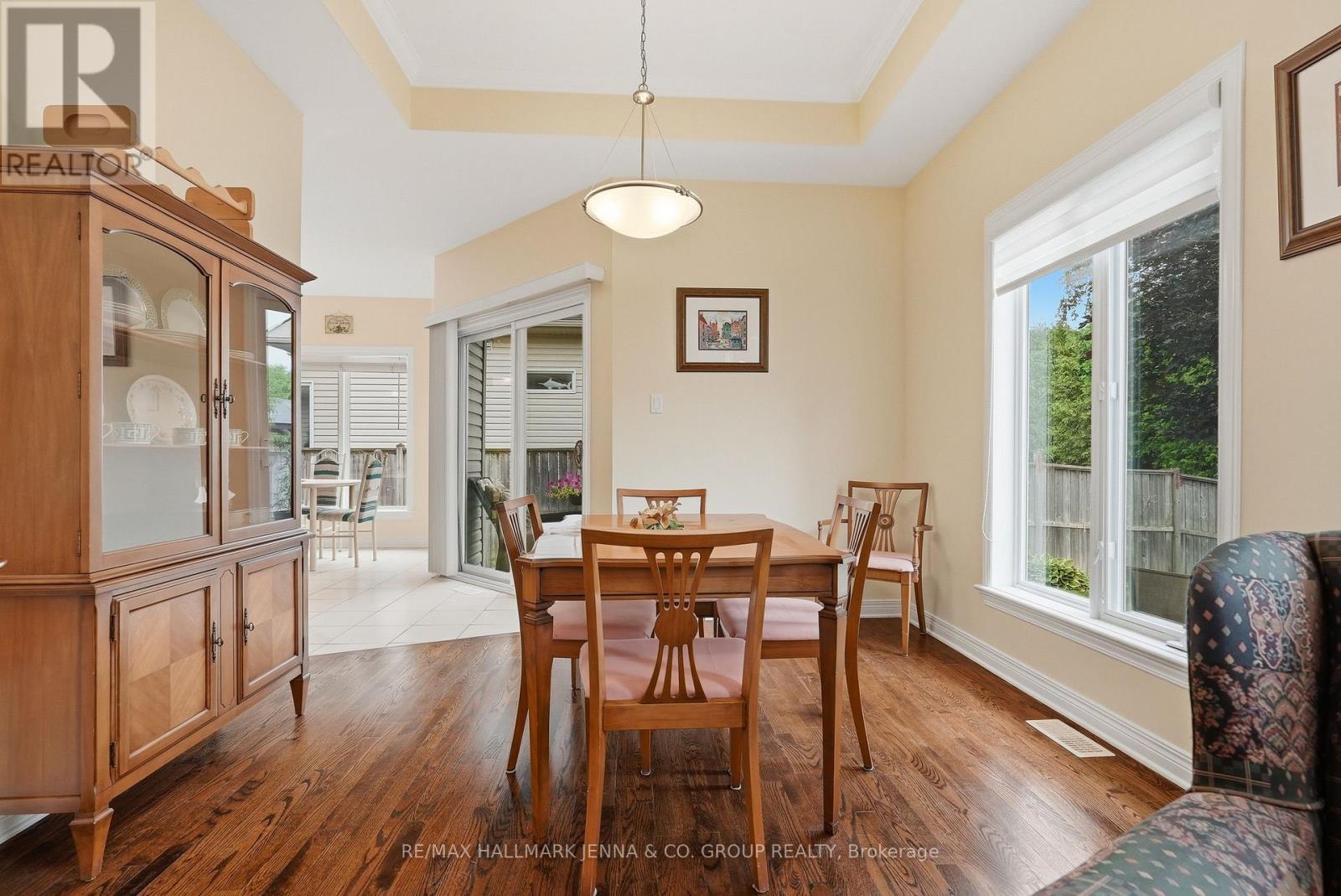 15 BAYWOOD DRIVE - 21
