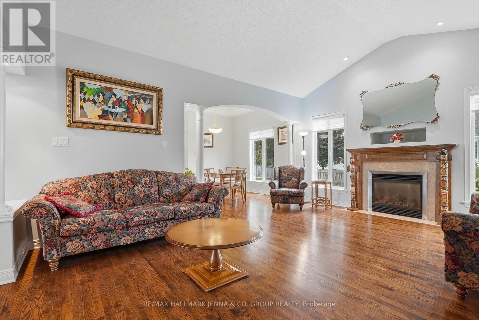 15 BAYWOOD DRIVE - 8