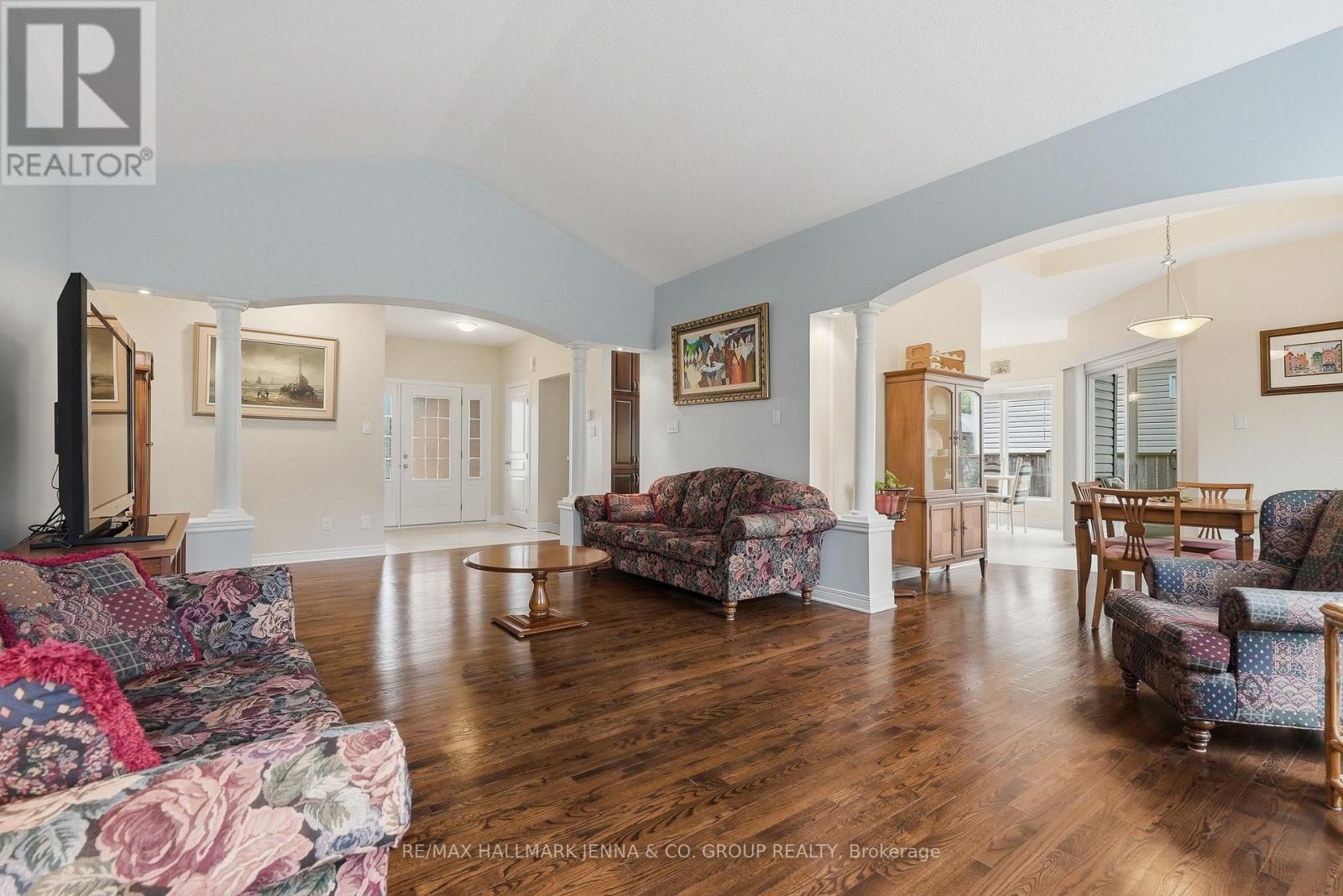 15 BAYWOOD DRIVE - 9