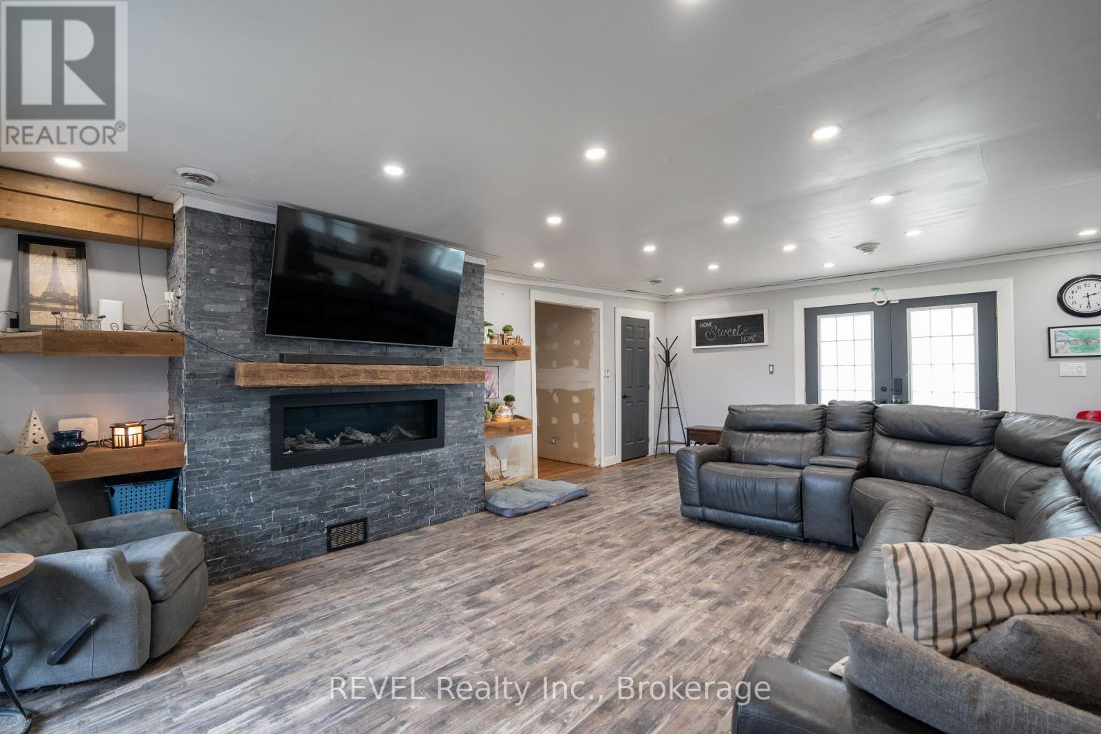 10830 3 HIGHWAY - 16