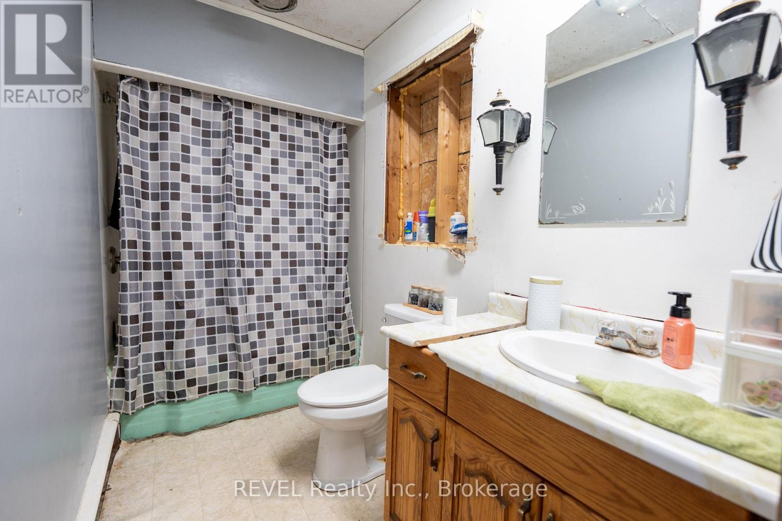 10830 3 HIGHWAY - 21