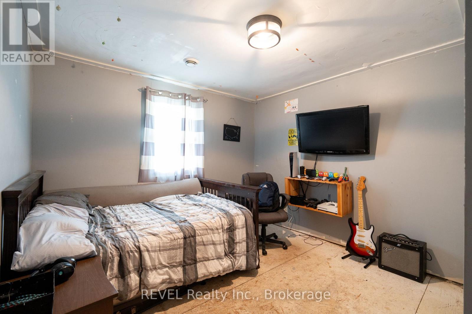 10830 3 HIGHWAY - 15