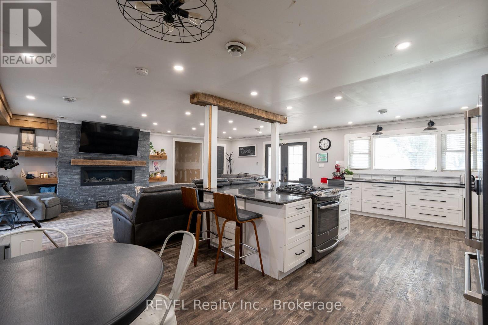 10830 3 HIGHWAY - 2