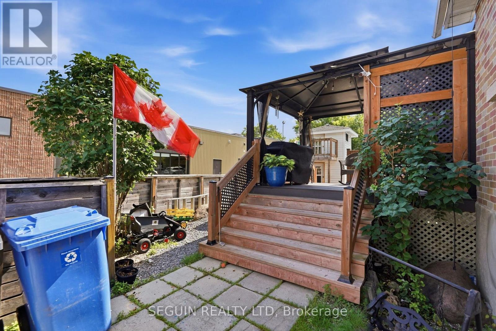 255 HAMPDEN STREET - 20