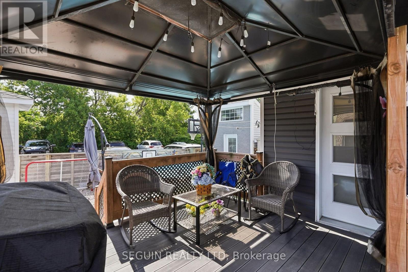 255 HAMPDEN STREET - 21
