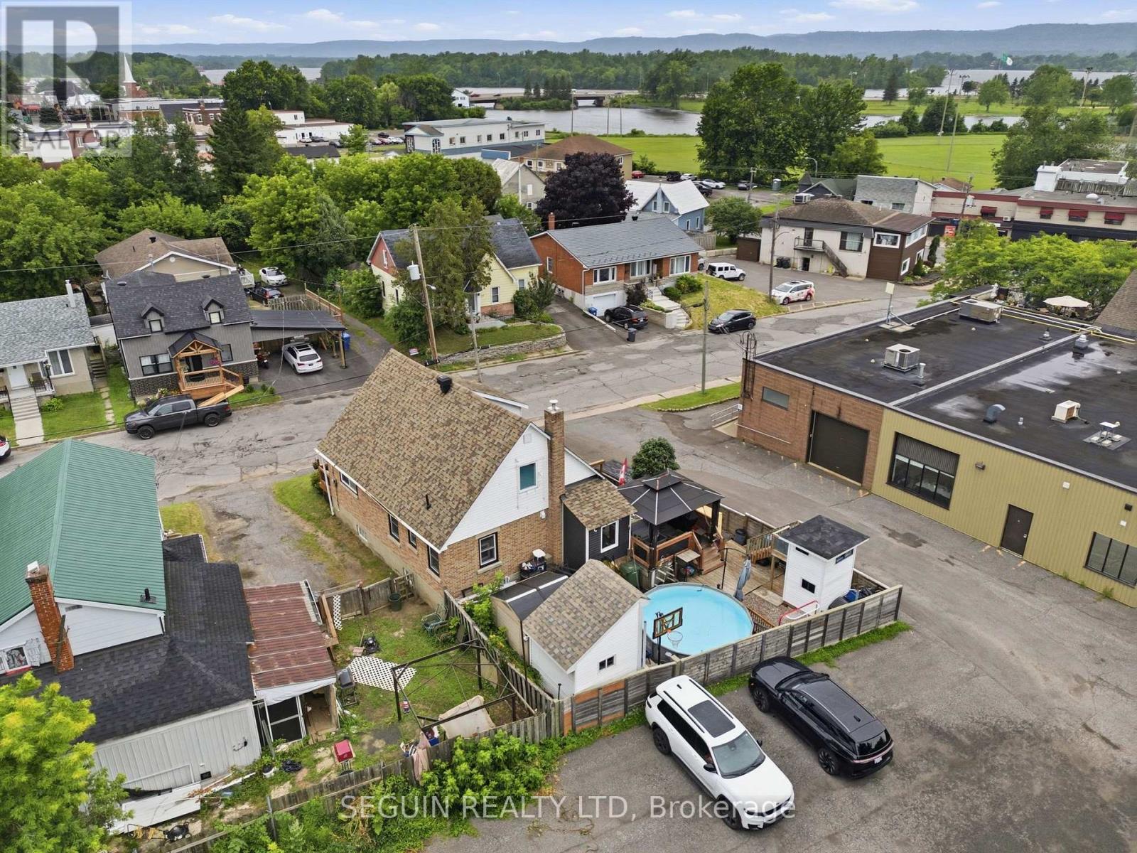 255 HAMPDEN STREET - 30