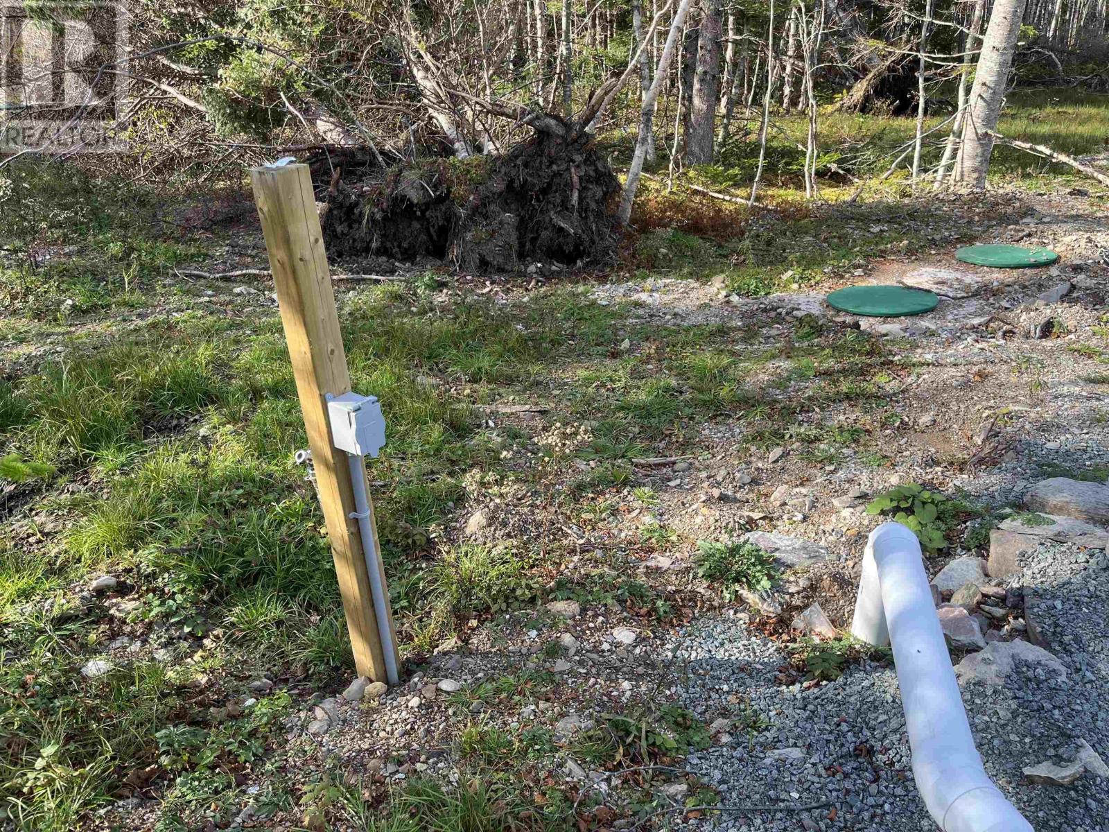 Property 24 of 33 of Lot 13 325 Lakefront Drive