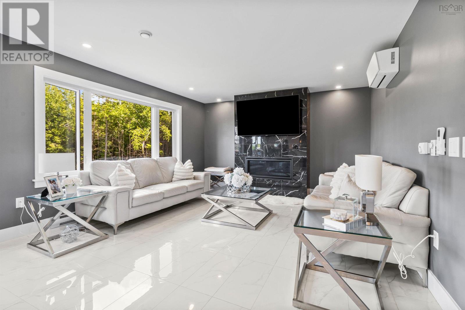 382 Galloway Drive - 12