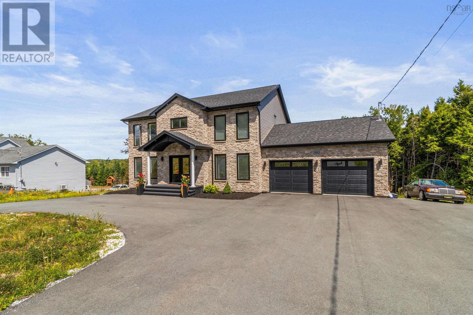 382 Galloway Drive - 4