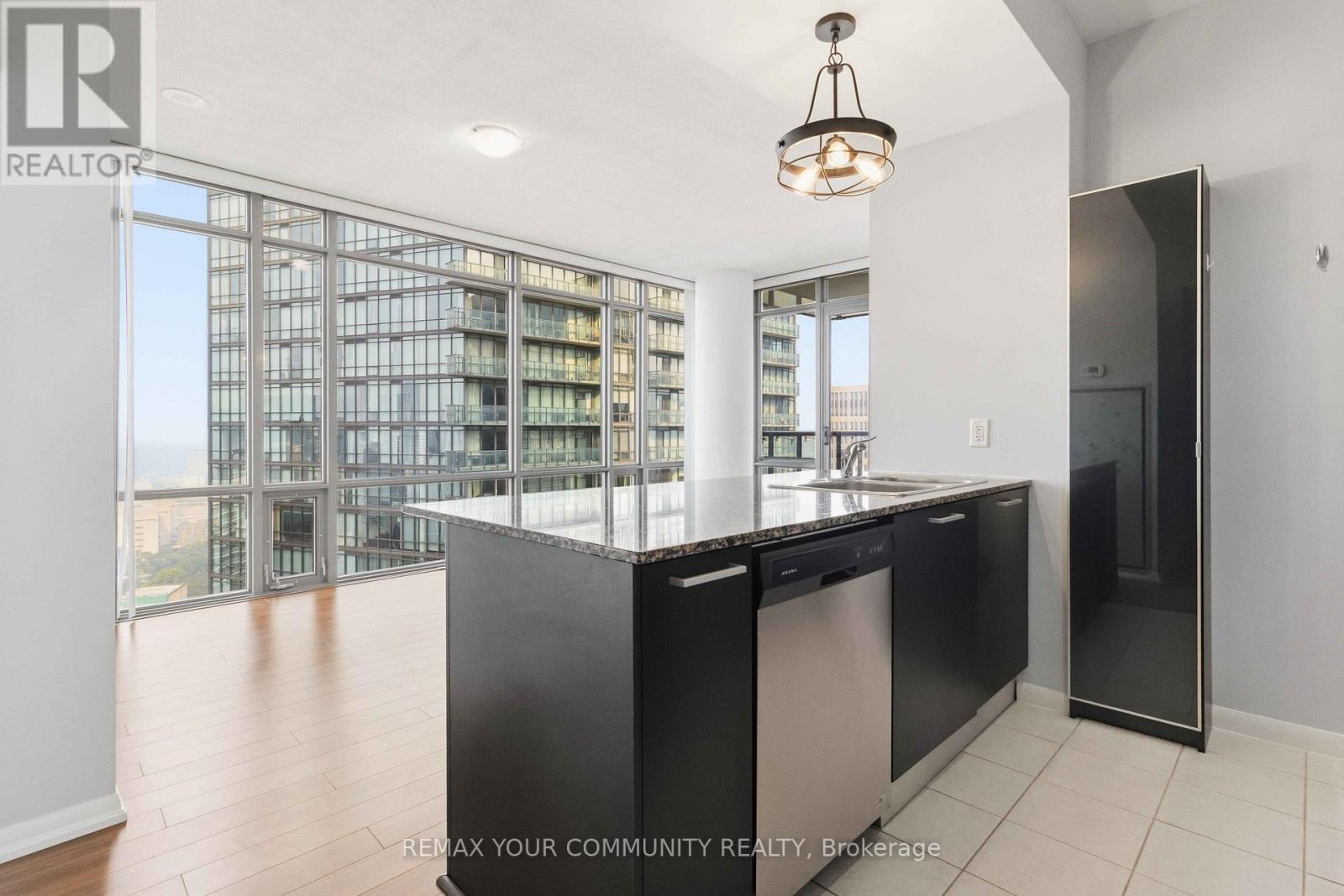 #3102 38 GRENVILLE STREET - 19