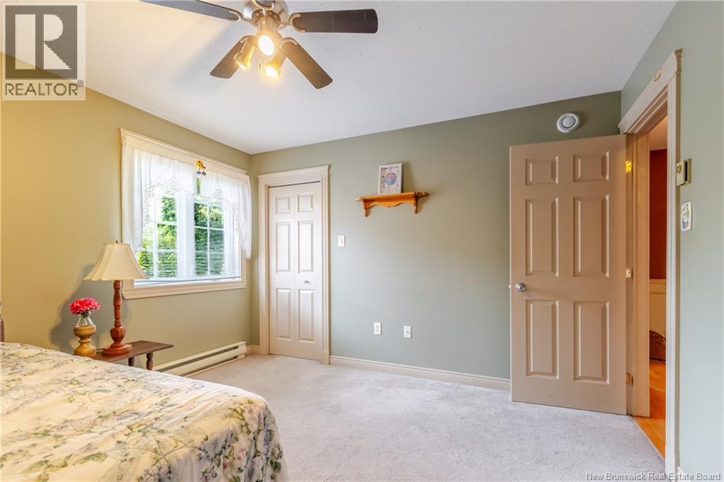 822 Douglas Avenue - Image 18