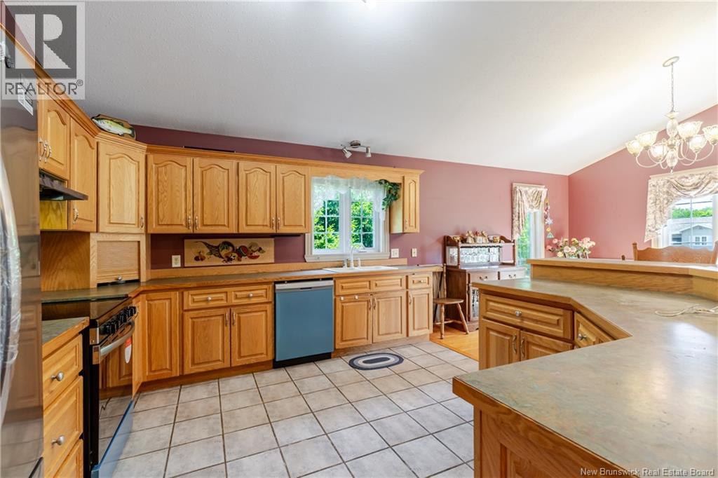 822 Douglas Avenue - Image 9
