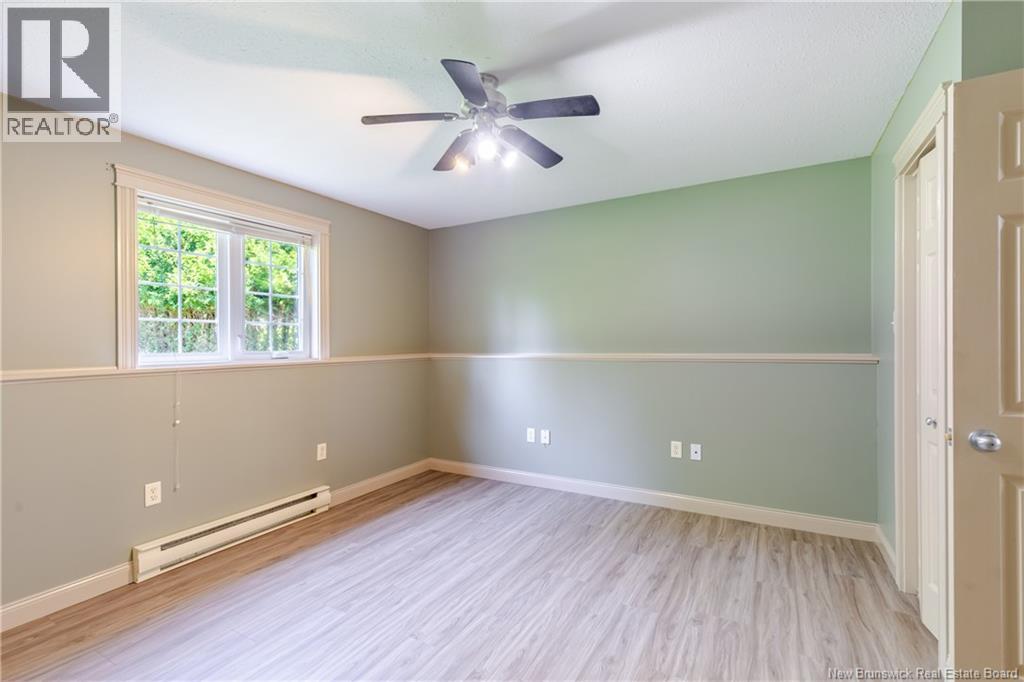 822 Douglas Avenue - Image 29