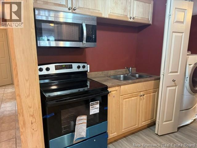 822 Douglas Avenue - 36