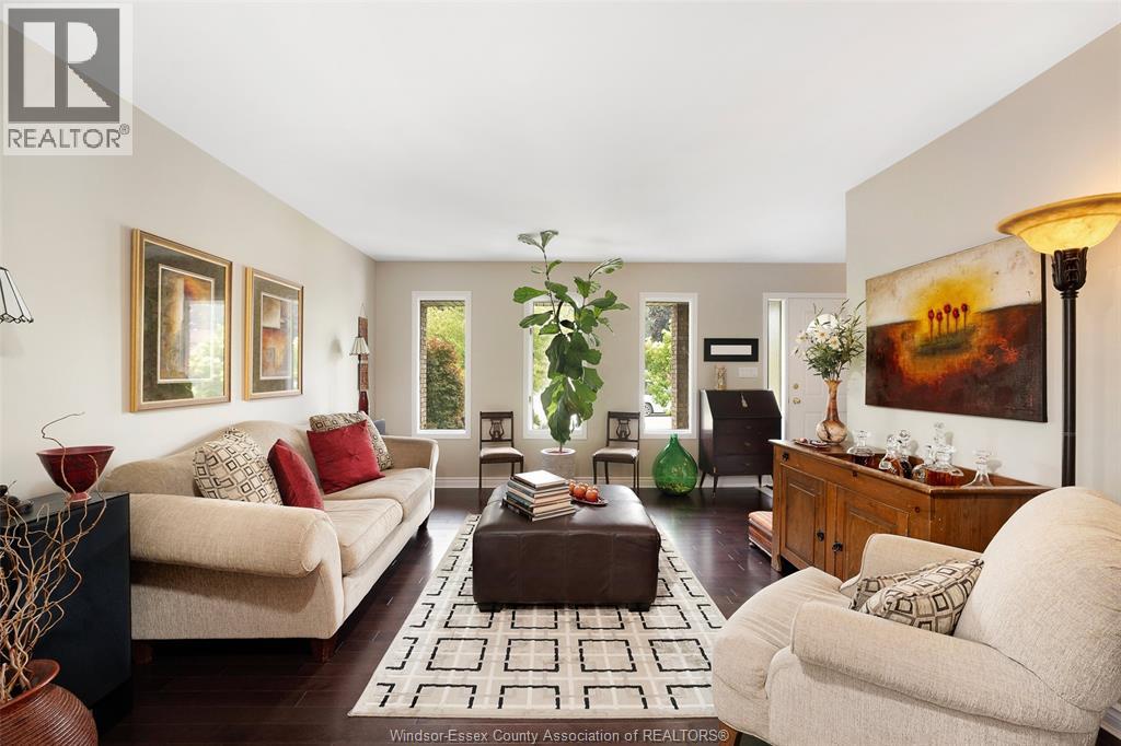 1292 Kenwick Way - 10