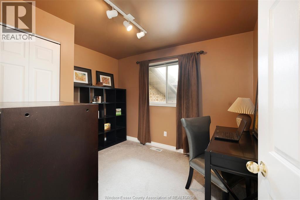 1292 Kenwick Way - 20
