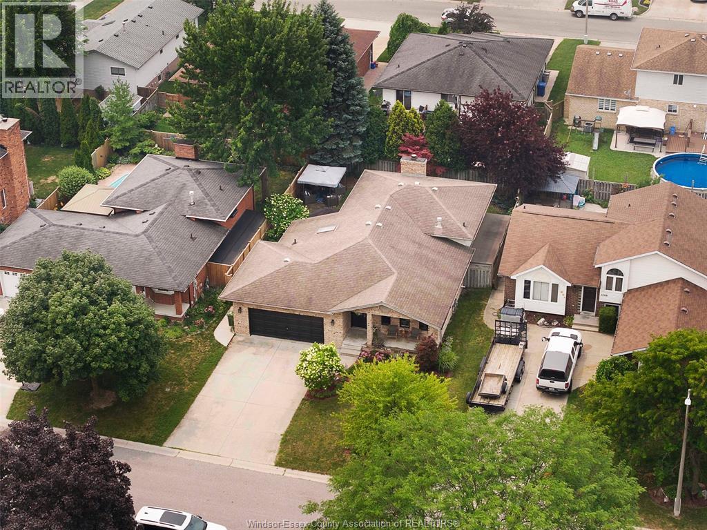 1292 Kenwick Way - 37