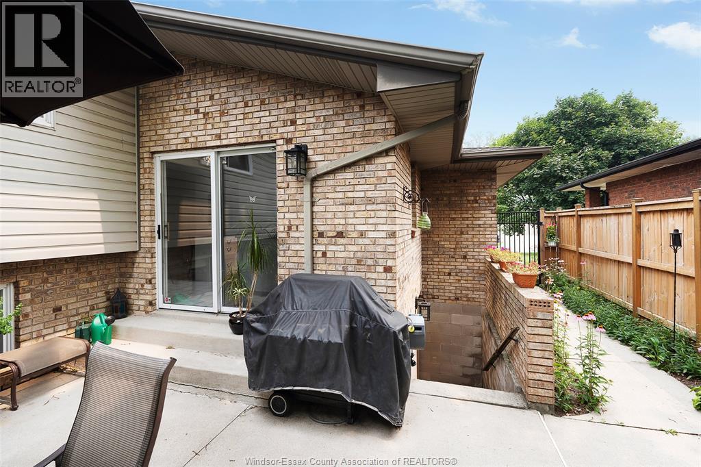 1292 Kenwick Way - 30