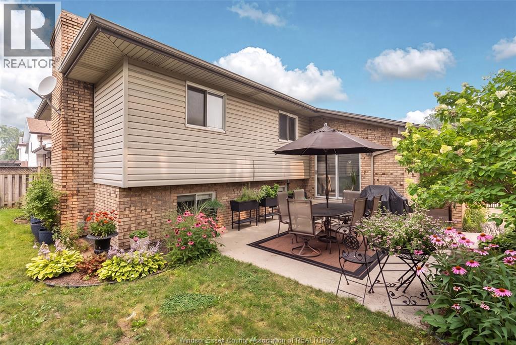1292 Kenwick Way - 31