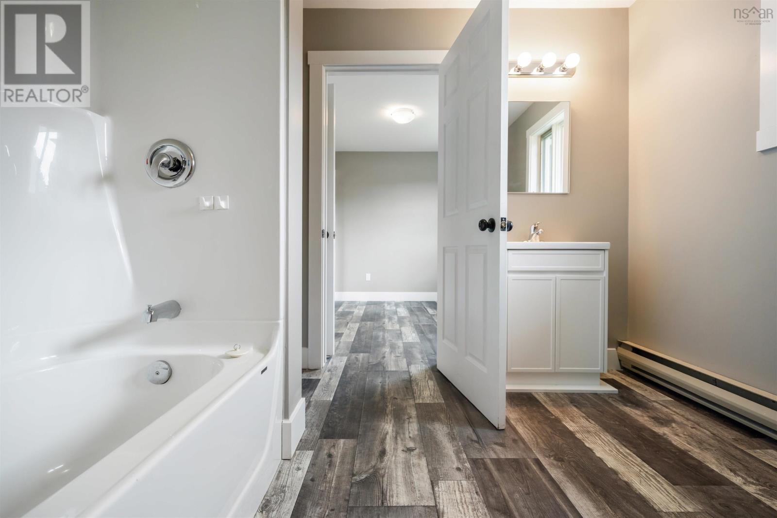 124 Marney Road - 46