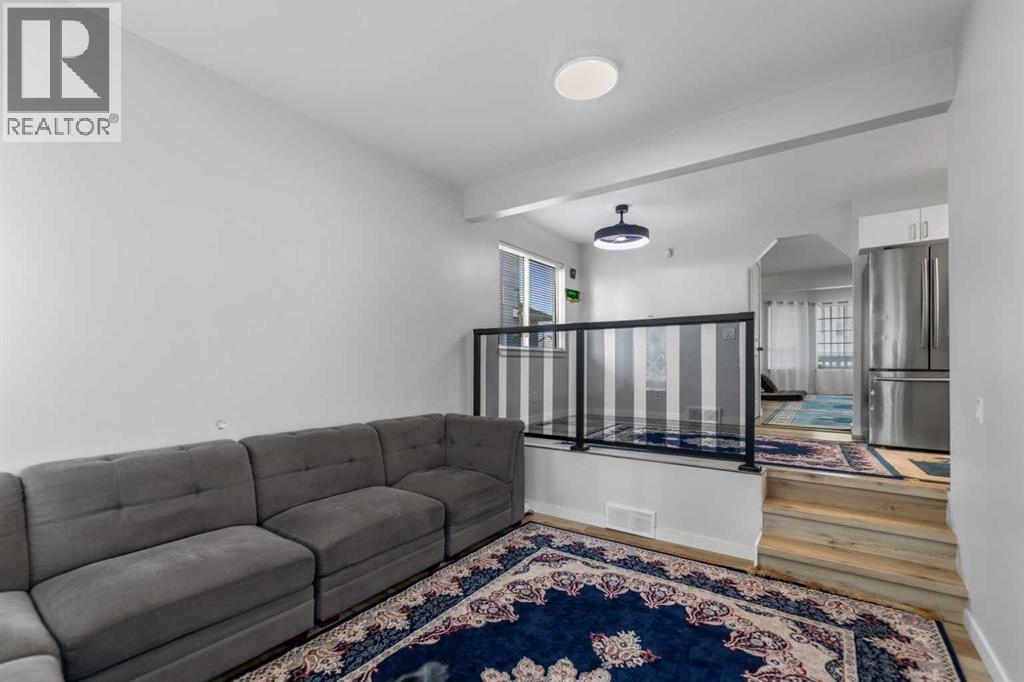 3806 Catalina Boulevard NE - 14