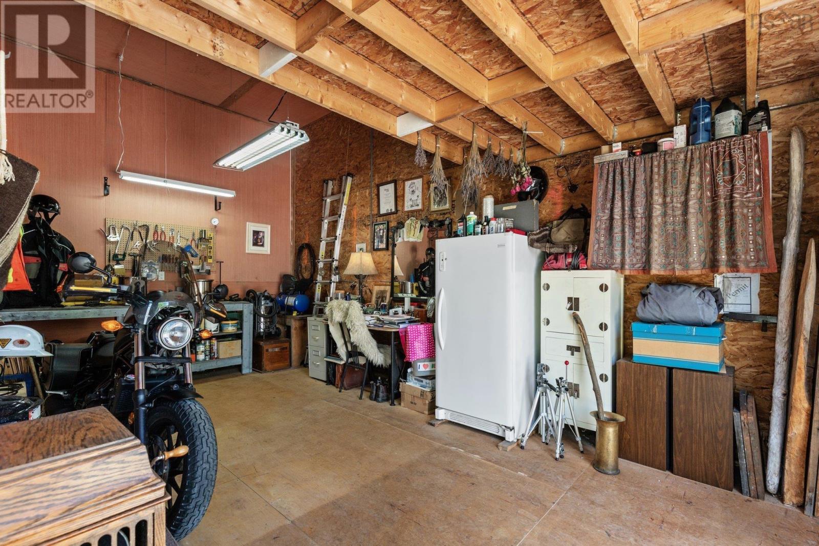 54 Gates Road - 27