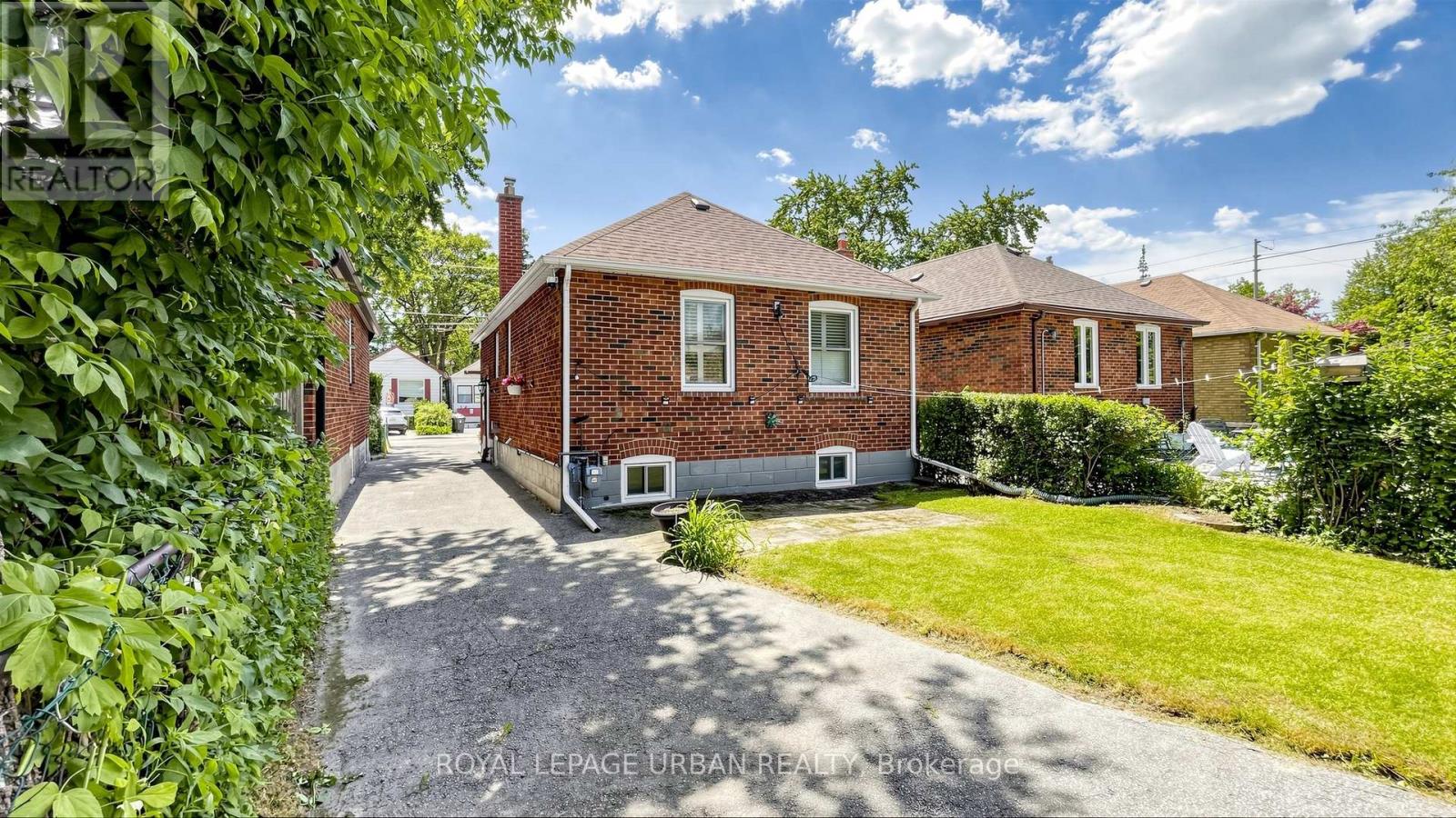 202 VIRGINIA AVENUE - Image 42