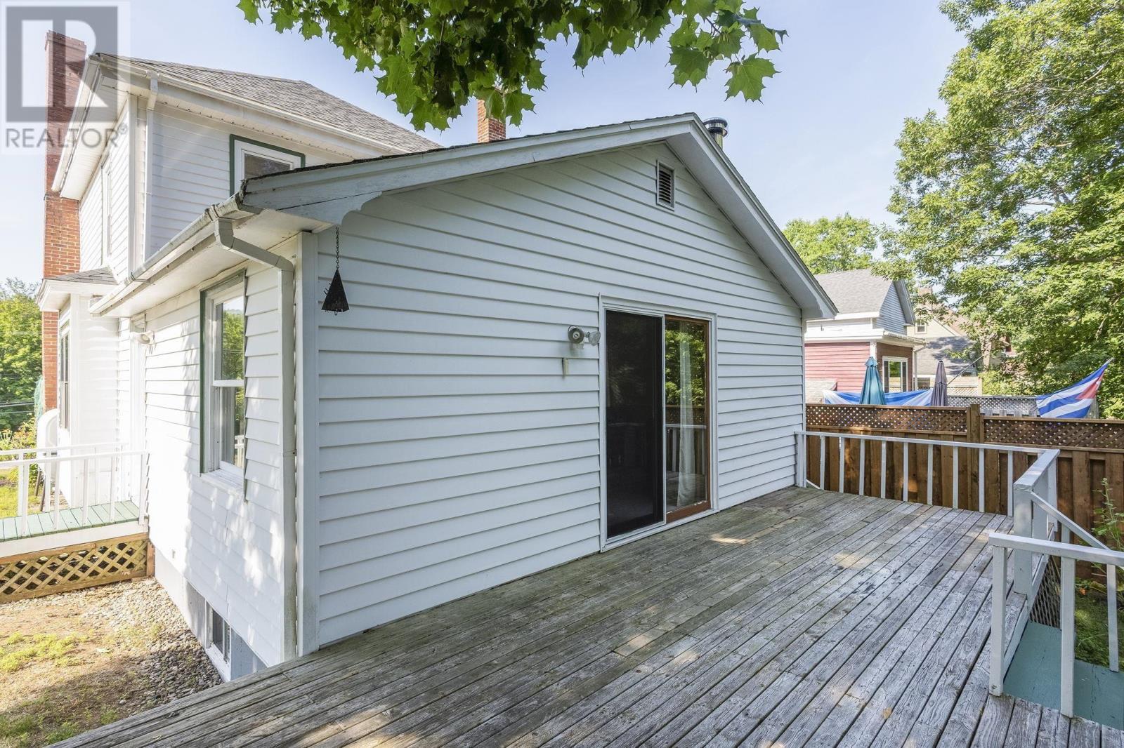 #603 Sutherland Terrace - 10