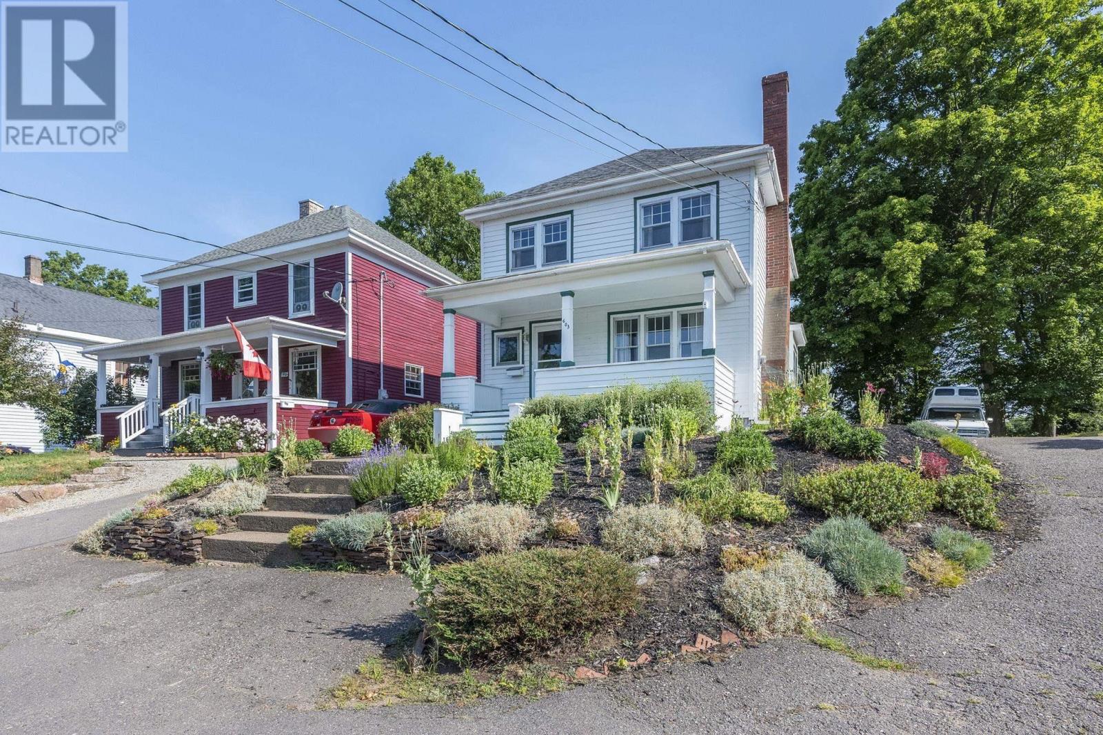 #603 Sutherland Terrace - 2