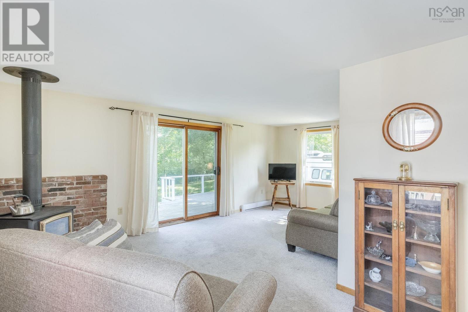#603 Sutherland Terrace - 29