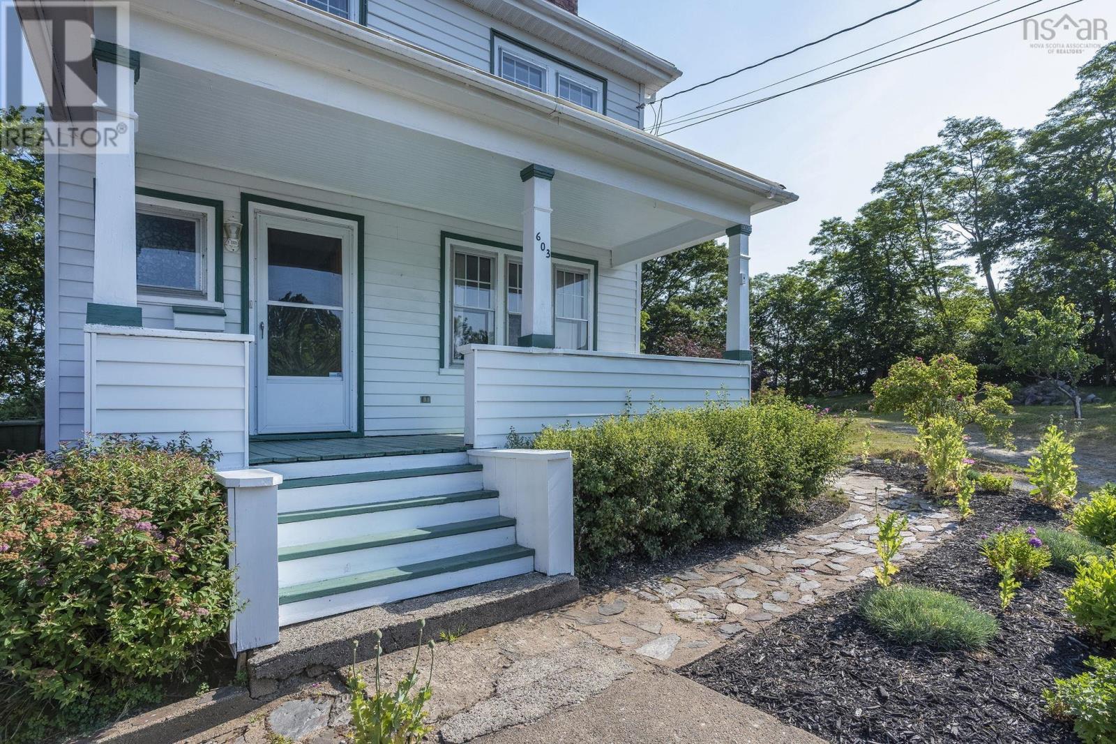 #603 Sutherland Terrace - 3