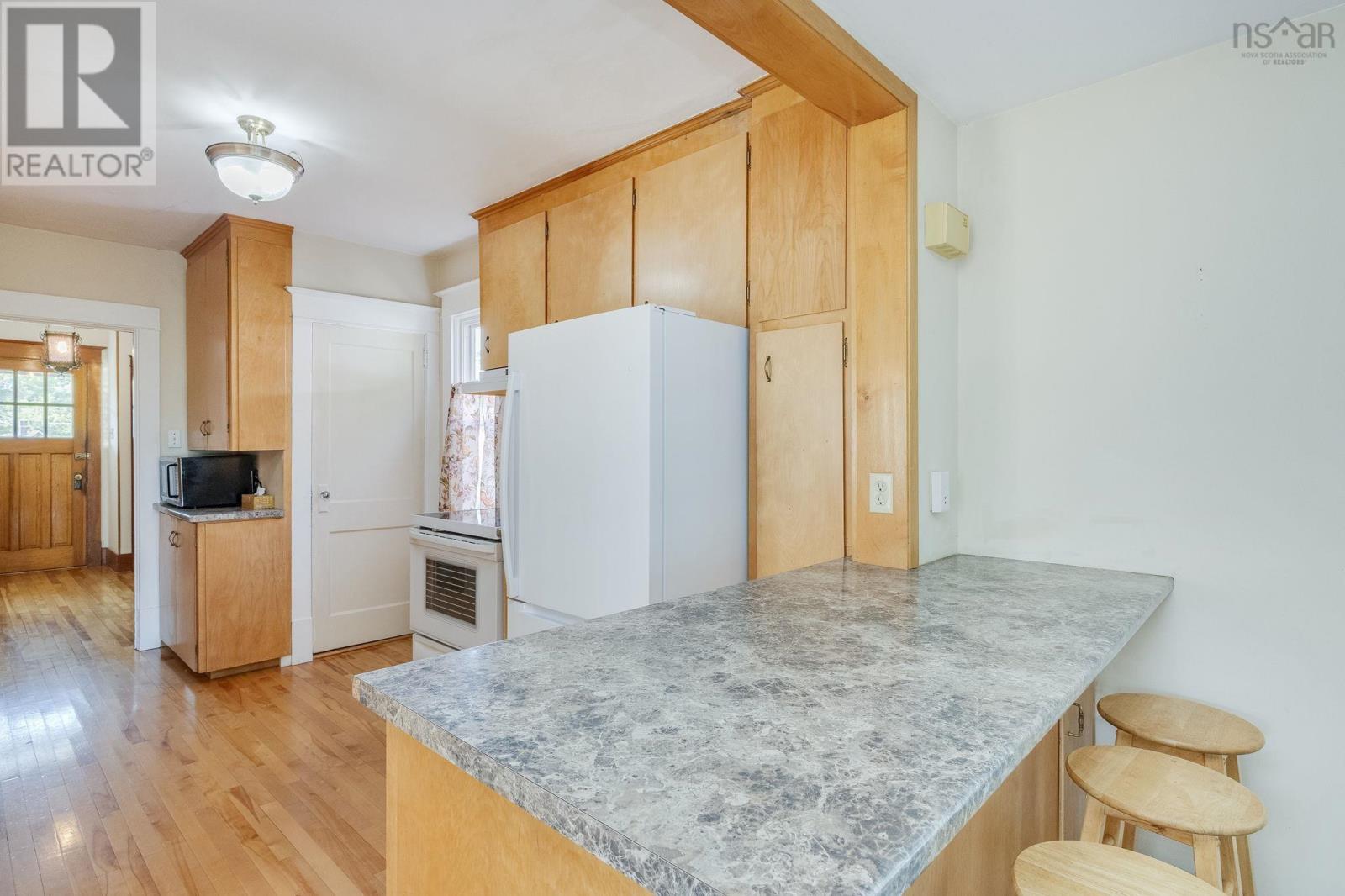 #603 Sutherland Terrace - 27