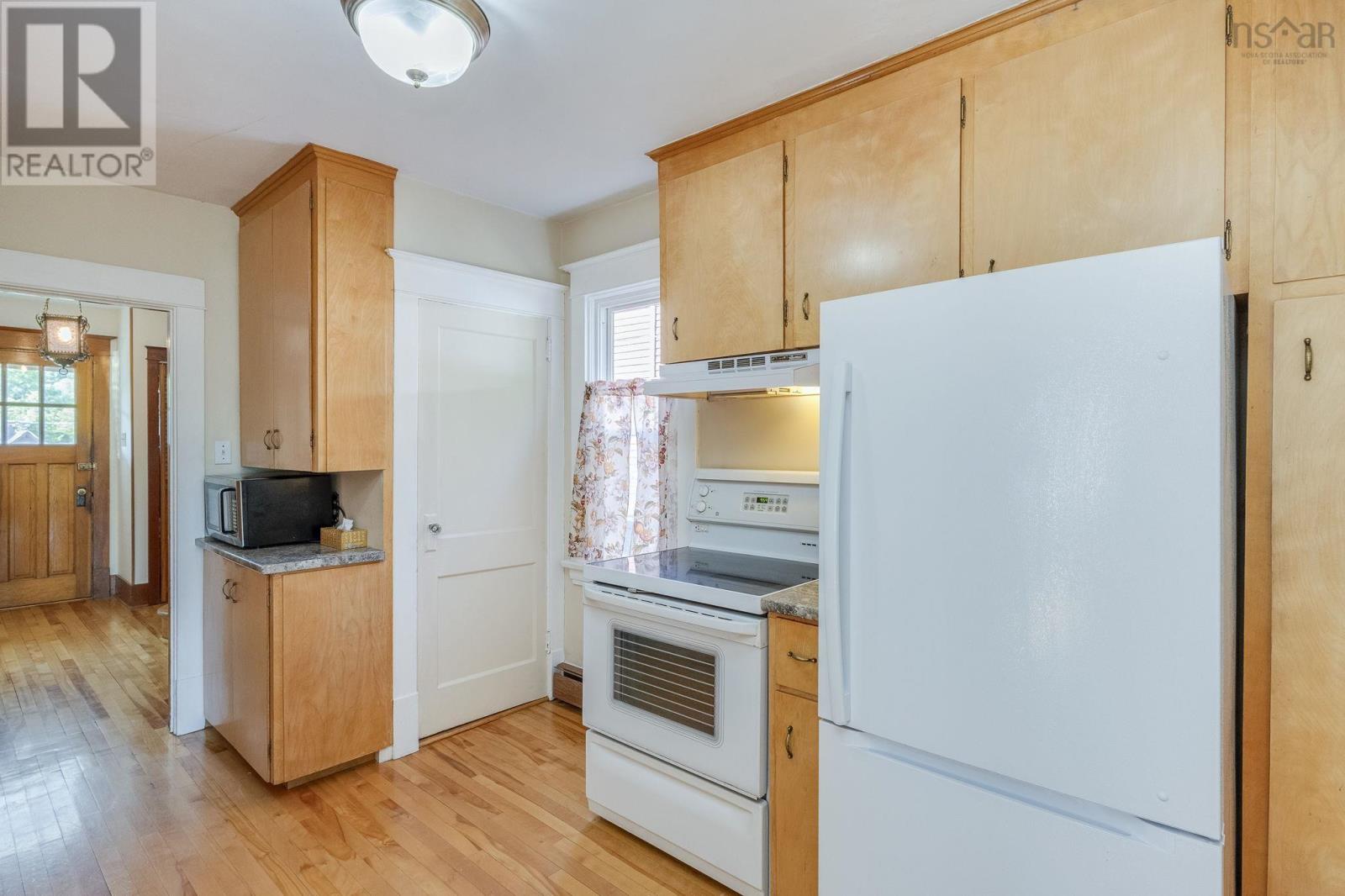 #603 Sutherland Terrace - 26