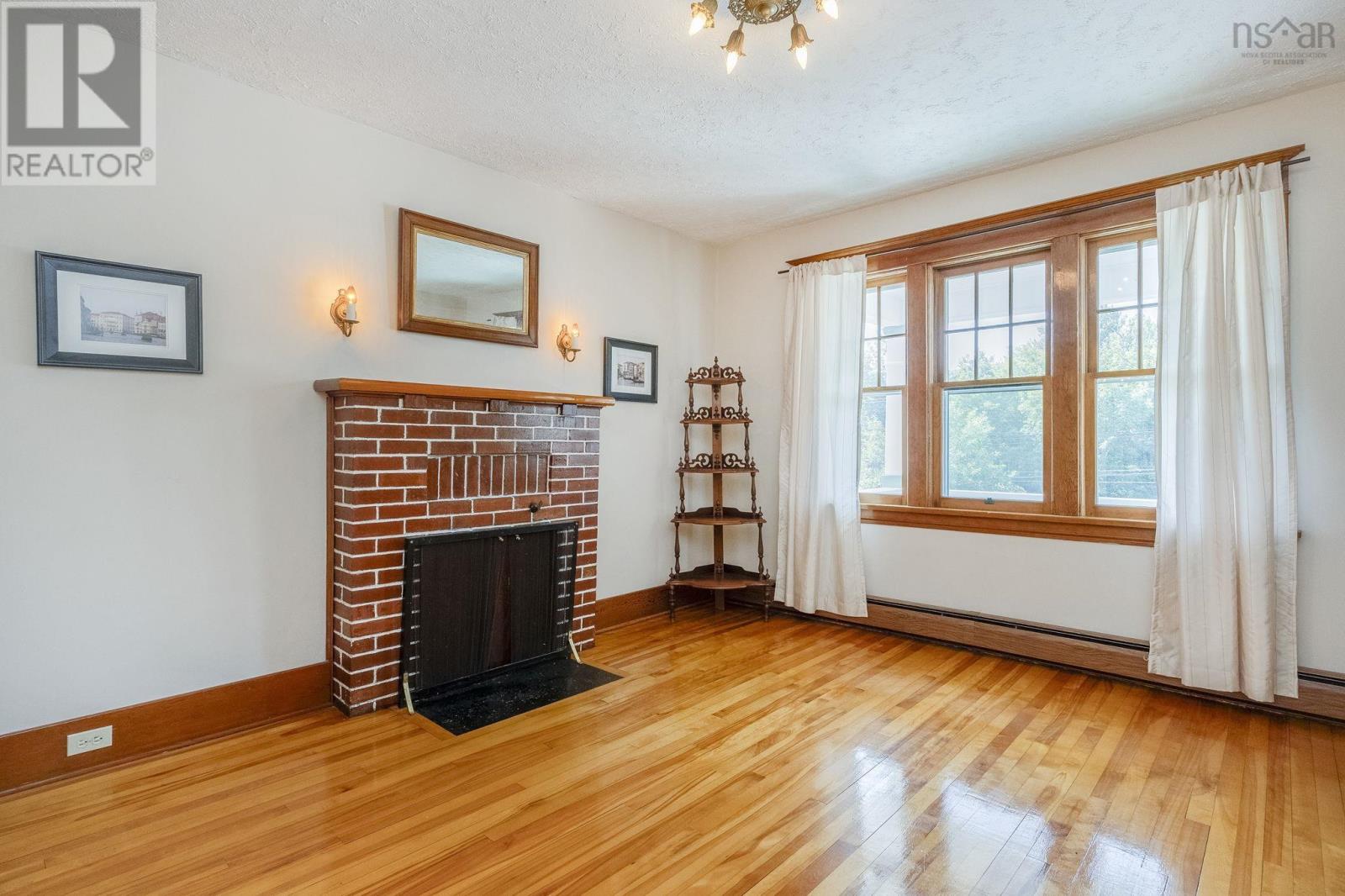 #603 Sutherland Terrace - 17