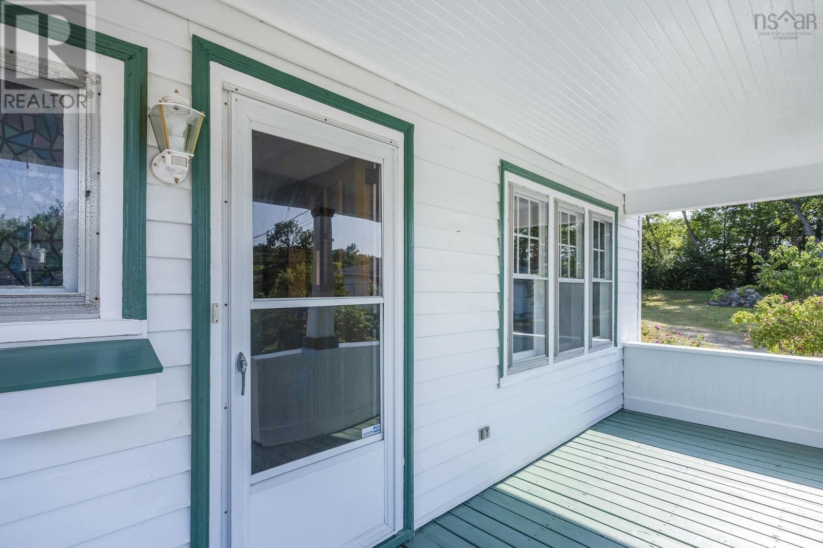 #603 Sutherland Terrace - 4