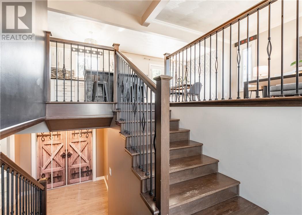4595 St. Therese Street - 17